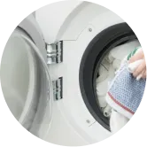 少ない洗剤で、衣類をやさしく洗浄